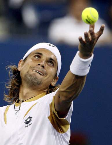 图文-纳达尔出局无缘美网八强 费雷尔海盗装扮