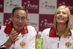 图文-联杯决赛俄意赛前发布会莎娃助阵笑魇如花