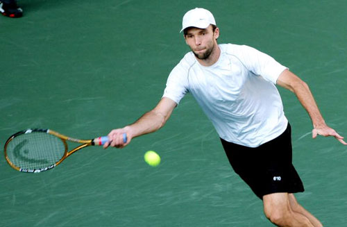 图文-费雷尔2-0卡洛维奇进决赛 巨人杀手奔跑中