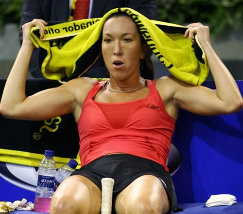 图文-WTA年终总决赛海宁胜杨科 扬科维奇肌肉