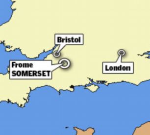 这些古币是在英国萨默塞特弗洛姆斯镇附近发现。