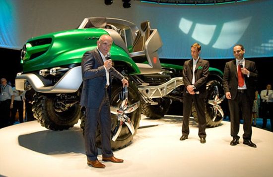 亮绿色车身设计旨在向第一款乌尼莫克致敬