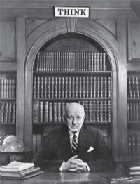 　　对百年蓝色巨人IBM而言，其创始人老沃森所开创的简单法则——思考，早已深深渗透进了组织的基因结构