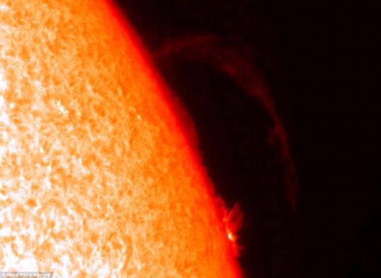 美国宇航局网站刊登了德维的天文摄影作品，浏览人数达到数百万