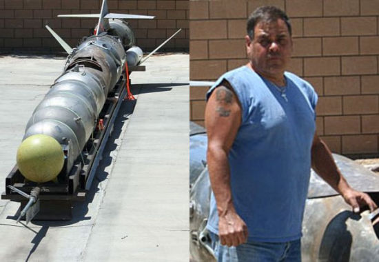 　　独特的尾部设计。斯塔克斯表示“尾鳍”可以让冲击波分散到汽车两侧，其稳定“音速之风”的方式与自行车的辅助轮相同