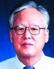 王忠诚 中国工程院院士、著名神经外科专家。国际小行星中心同日发布第77502号 公 报 ， 将 第18593号小行星永久命名为“王忠诚星”。