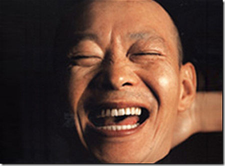 人为什么笑至今原因不明
