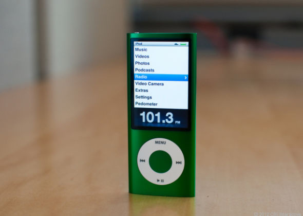 当前版本的iPod Nano更加类似于iPod Shuffle。