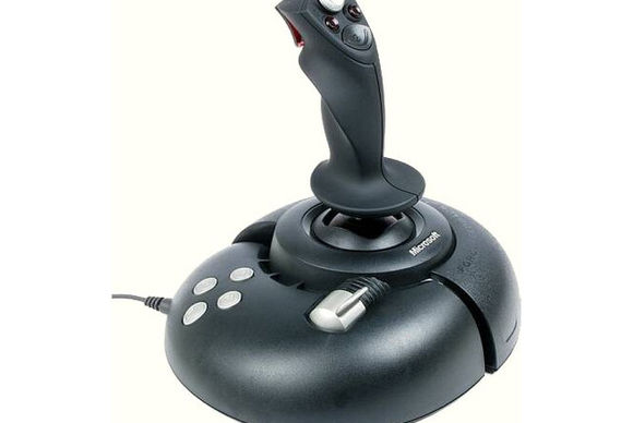 1996年：SideWinder力反馈操纵杆