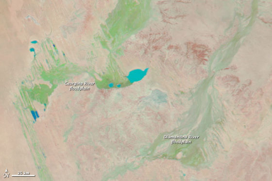 这幅拍摄于2009年9月26日，显示了该地区在干旱季节的景象。