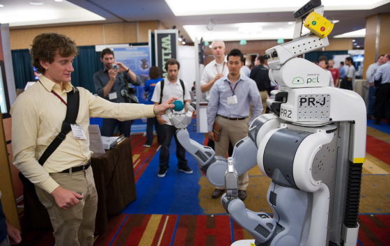 柳树车库公司造“人”：让机器人更温柔 更智能