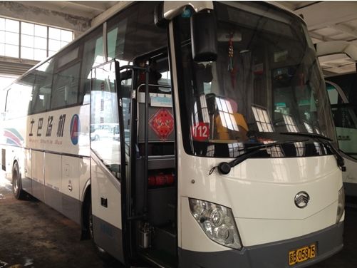 装有北京电信4G终端的首都机场民航大巴