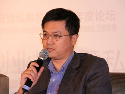 图为新天域资本执行董事孙壮发言。(来源：新浪财经 肖峰摄)