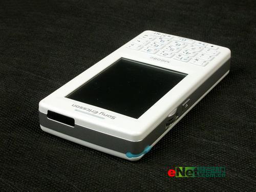 图为:索爱m608c手机编辑点评:uiq是整个symbian的一个分支,索爱的智能