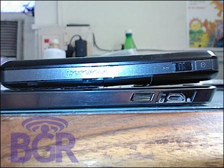 5mm厚4g内存 摩托直板新机scpl谍照曝光(2)