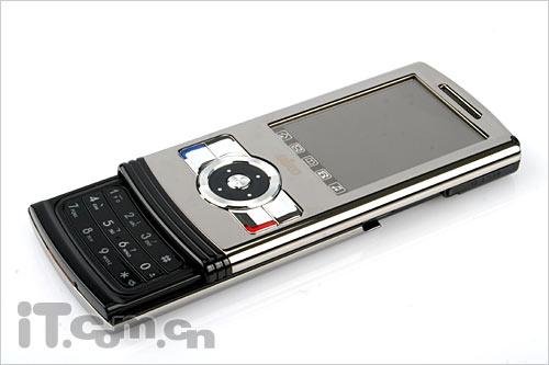 美艳绽放 至薄滑盖手写机波导v780评测_手机_科技时代_新浪网