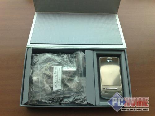 点击查看本文图片 LG KG70 Shine - 不仅仅是手机 1K6-2K4时尚女性手机