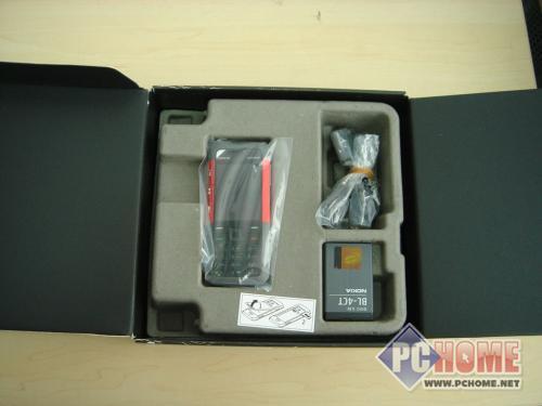 点击查看本文图片 诺基亚 5310 Xpress Music - 不仅仅是手机 1K6-2K4时尚女性手机