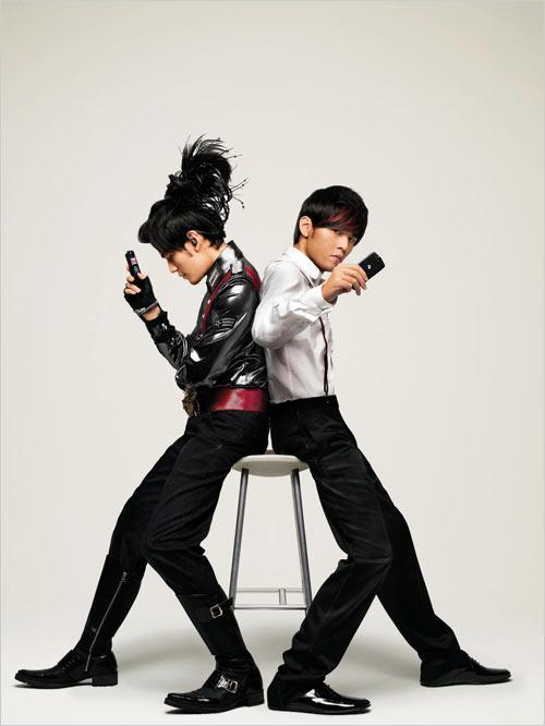 摩托罗拉推出ROKR E8周杰伦版