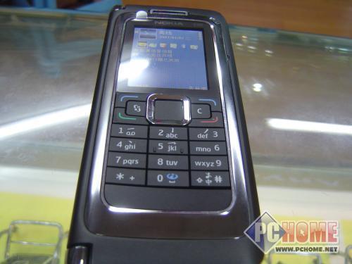 点击查看本文图片 诺基亚 E90 Communicator - 诺基亚顶极牛机E90 狂跌800超值特卖!