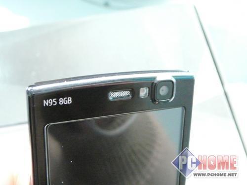 点击查看本文图片 诺基亚 N95 8GB - 运行顺畅的保障 300MHz以上智能手机