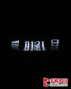 再现极致优雅设计 索尼爱立信Z555评测 