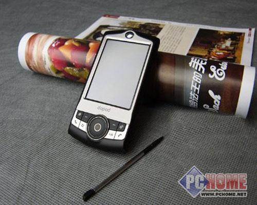 点击查看本文图片 多普达 D802 - 手机选购有窍门 3000元手机选购窍门