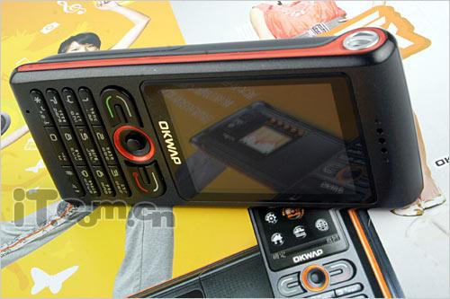 反正精彩 英华达双面音乐达人A136评测