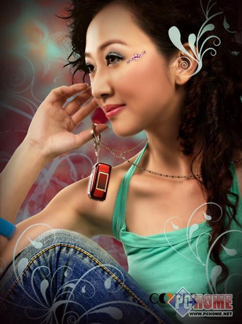 点击查看本文图片 炫动自我 琥珀时尚饰品MP3春季发布