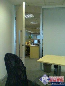 石头也疯狂!触屏音乐手机MOTO U9评测