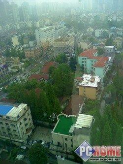 石头也疯狂!触屏音乐手机MOTO U9评测