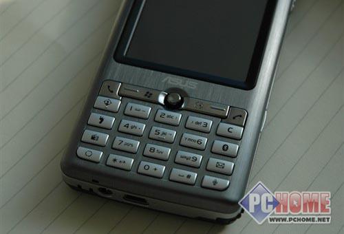 点击查看本文图片 华硕 P527 - 卫星导航伴你行 3K低价GPS手机精选集