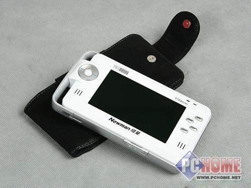 点击查看本文图片 纽曼 宽屏王M8000 80G - 让你觉得够档次 全新美屏系列MP4推荐