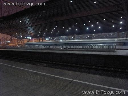 24mm广角超Lomo风格 理光GX200精彩评测