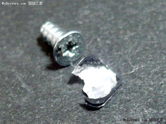 DSi日本上市 全程开箱、拆解