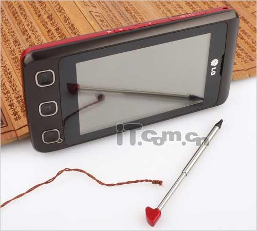 触控新风潮 3英寸触屏LG KP500全面测