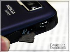 价高摄像头缩水还无GPS 诺基亚E63评测 