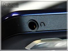 价高摄像头缩水还无GPS 诺基亚E63评测 