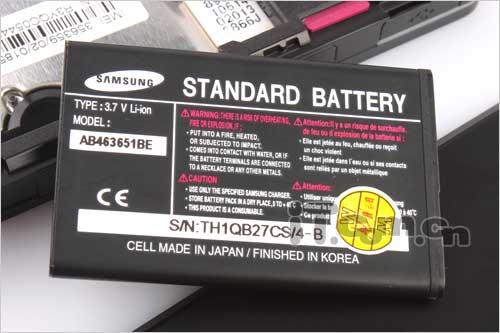 全国首发 二代三星阿玛尼手机M7500评测