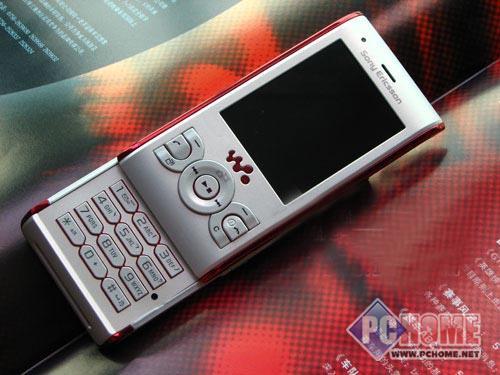 点击查看本文图片 索尼爱立信 W595 - 音乐军团添虎将索尼爱立信W595很超值