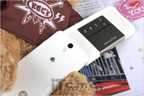 回味生活 索尼爱立信收音手机R306评测