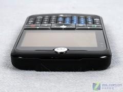 "GPS+全键盘"WM智能机 摩托罗拉Q11评测 