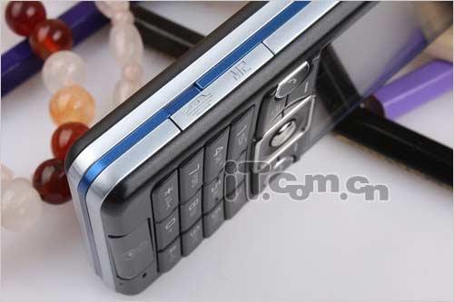 全国首发 廉价拍照索尼爱立信C510评测