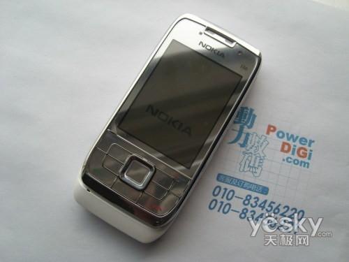 冰凉酷爽新体验 七款金属质感手机推荐！