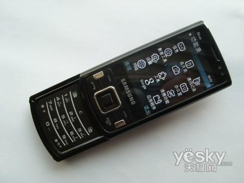 冰凉酷爽新体验 七款金属质感手机推荐！