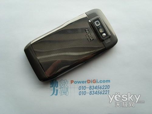 冰凉酷爽新体验 七款金属质感手机推荐！