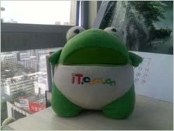 时尚对决 索尼爱立信W705激斗诺基亚E66