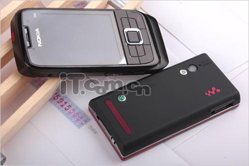 时尚对决 索尼爱立信W705激斗诺基亚E66