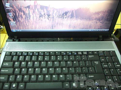 全家人五一的欢乐 15寸家庭影音本推荐