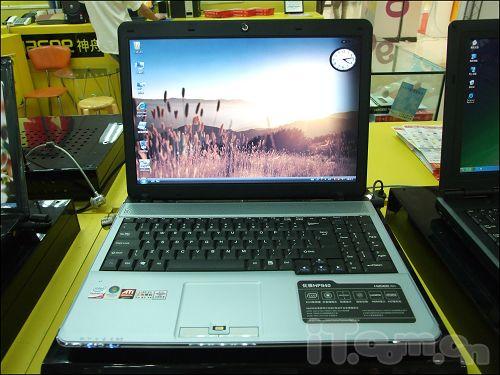 全家人五一的欢乐 15寸家庭影音本推荐